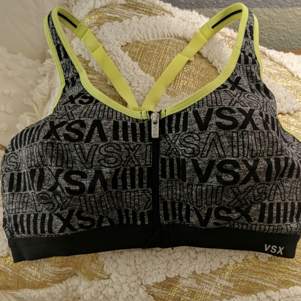 Victoria Secret Sports Bra